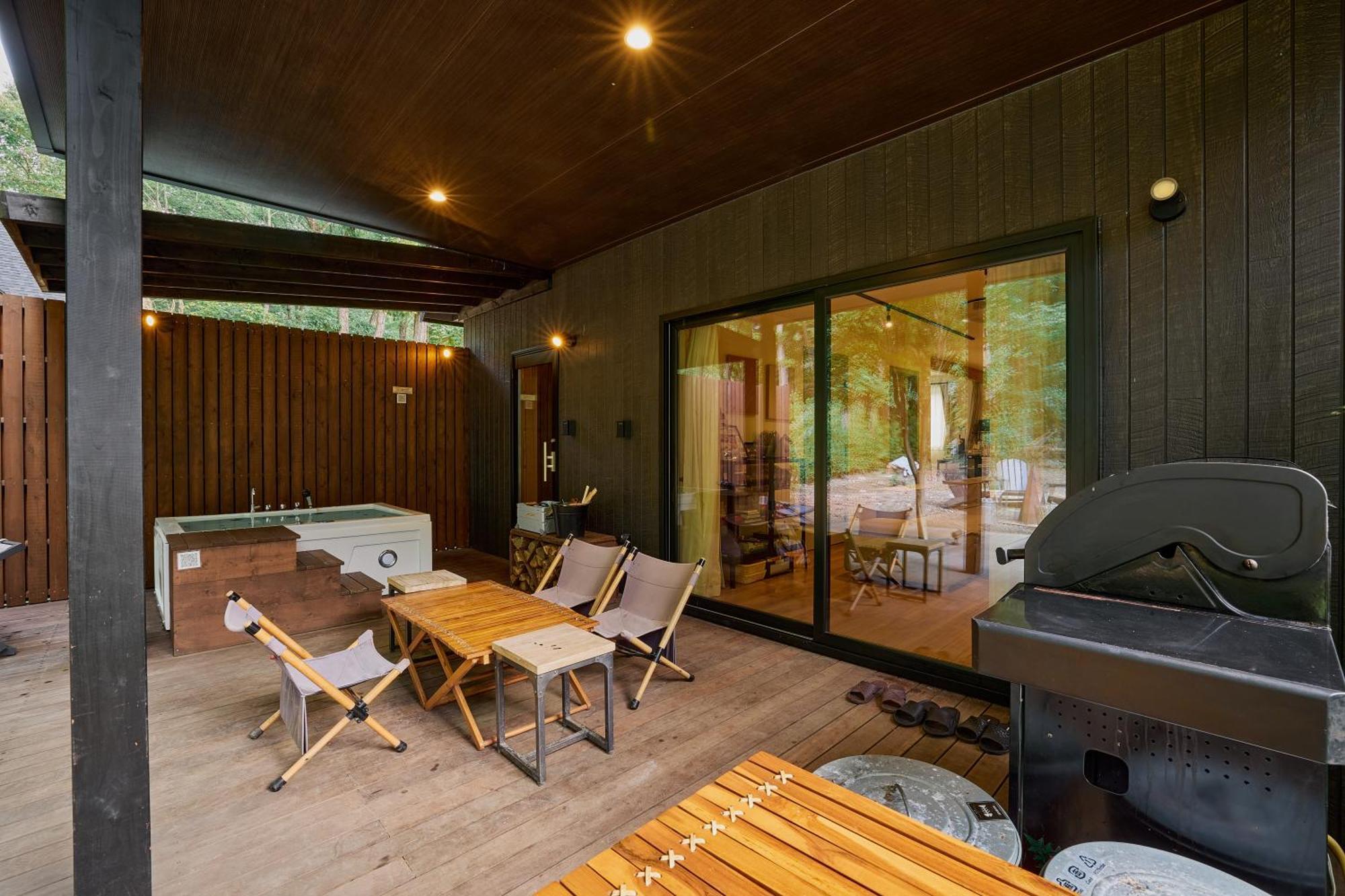 Sauna Forest Cabin 軽井沢 御代田　Mori-Asobi Oiwake Exterior photo